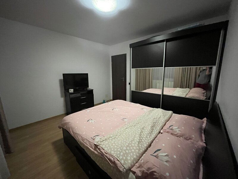 Berceni, Aparatorii Patriei metrou,